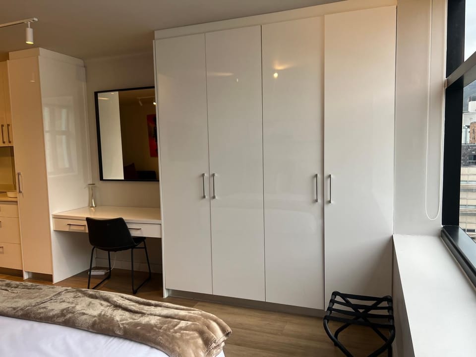 Bedroom, wardrobe