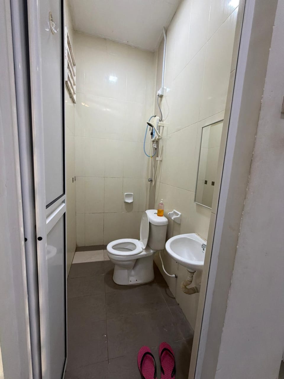 Shower, Toilet, Bathroom, bidet