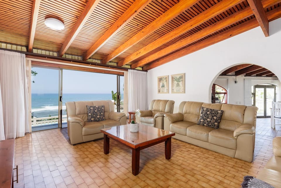 Living room, Sea view