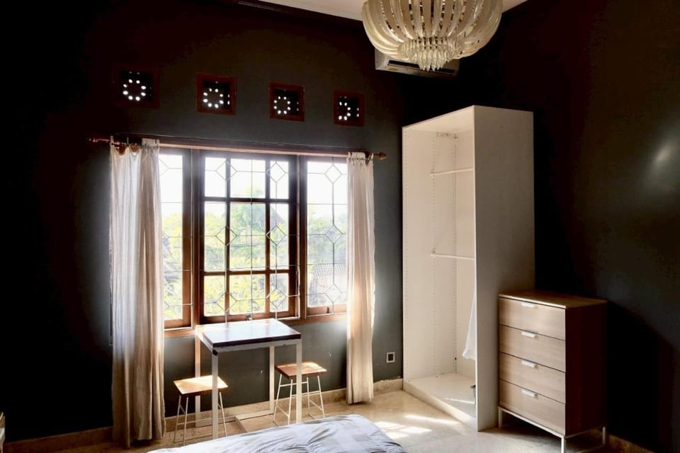 Seating area, Bedroom