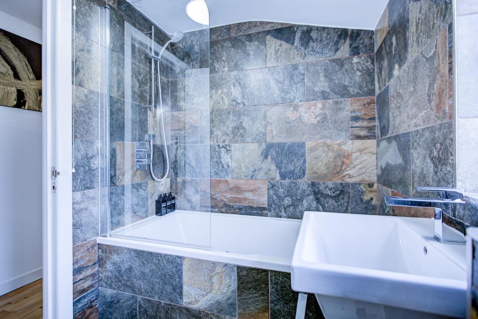 Shower, Bathroom, Bath