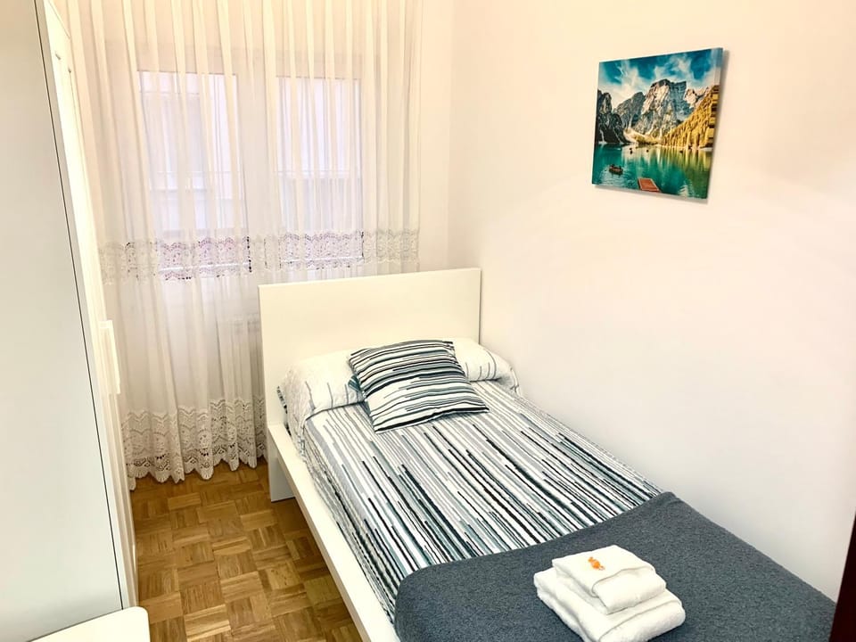 Apartamento Alsas. Con Parking Incluido Apartment in Gijón