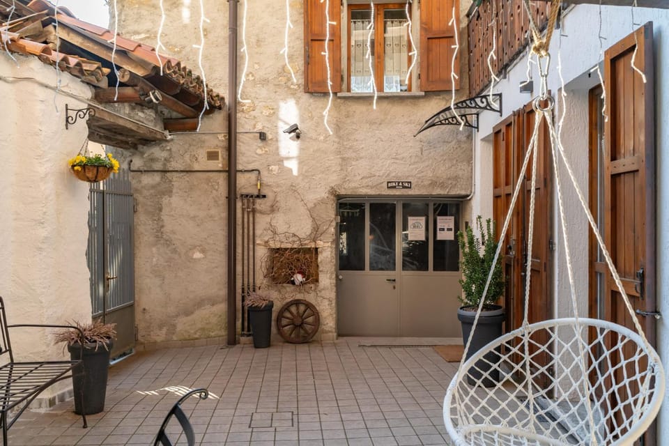 Property building, Patio, Day