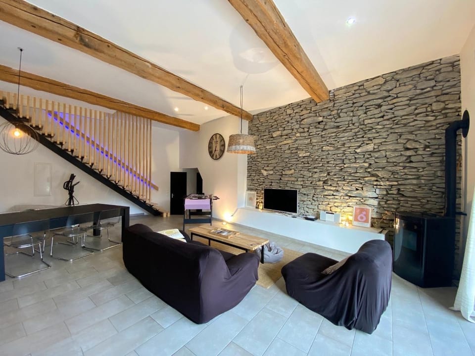 Piscine privée sans vis à vis / Calme / Babyfoot Villa in Occitanie
