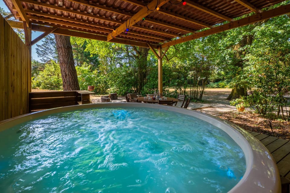 BBQ facilities, BBQ facilities, Swimming pool, Swimming pool