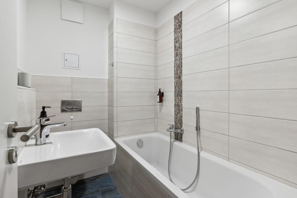 Shower, Bathroom, Bath