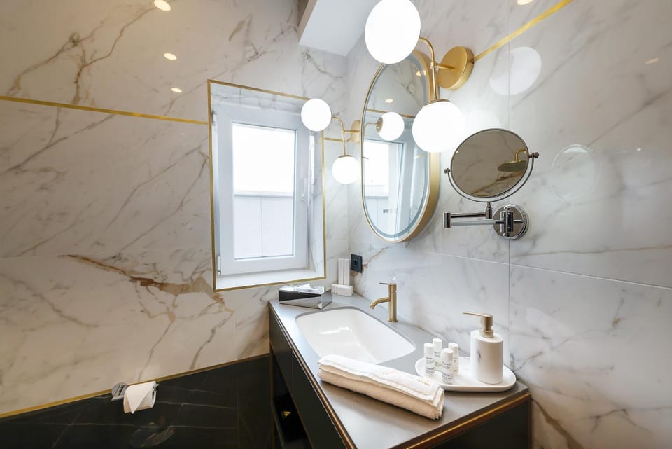 Yasu Luxury Rooms Apartment in Bucharest