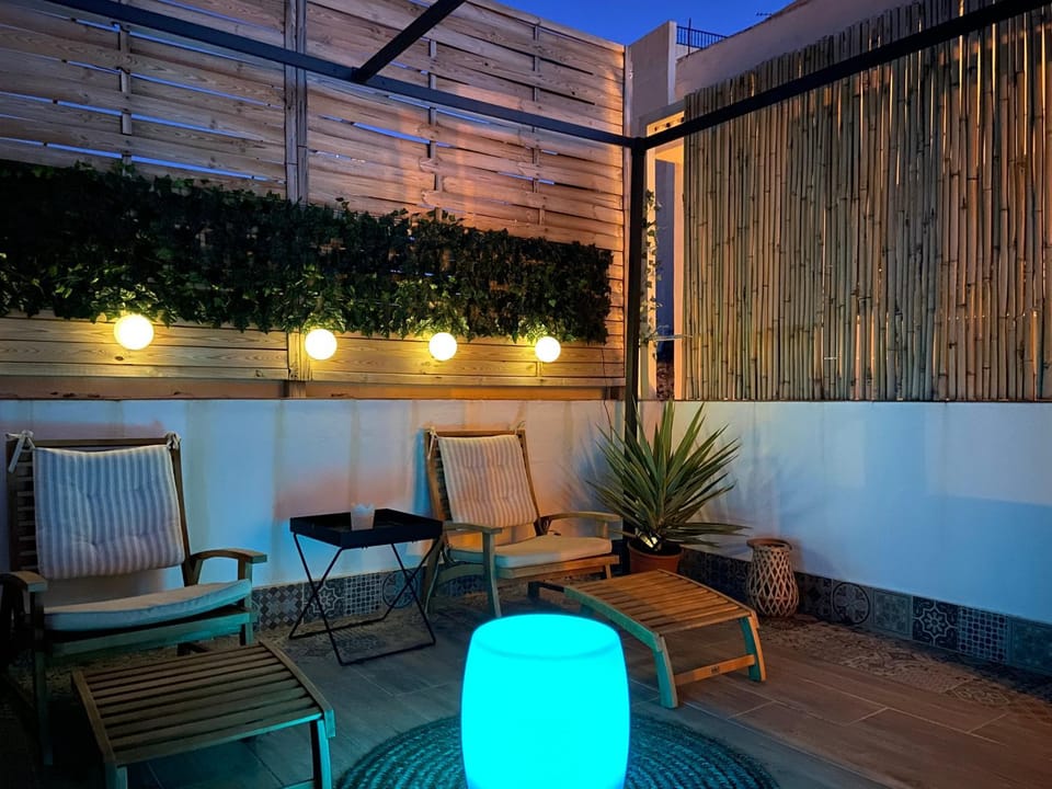 Patio, Night