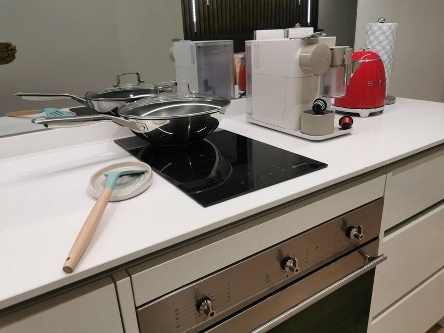 Coffee/tea facilities, Kitchen or kitchenette
