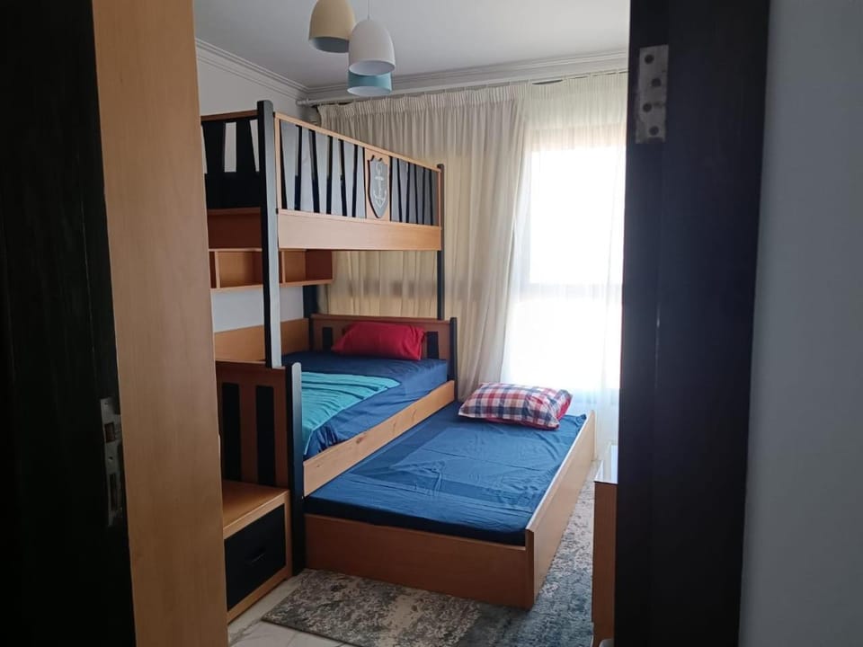 bunk bed