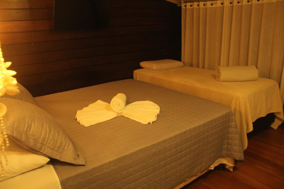 Ilha do Mel Brasília Quartos e Suítes Hostel in State of Paraná
