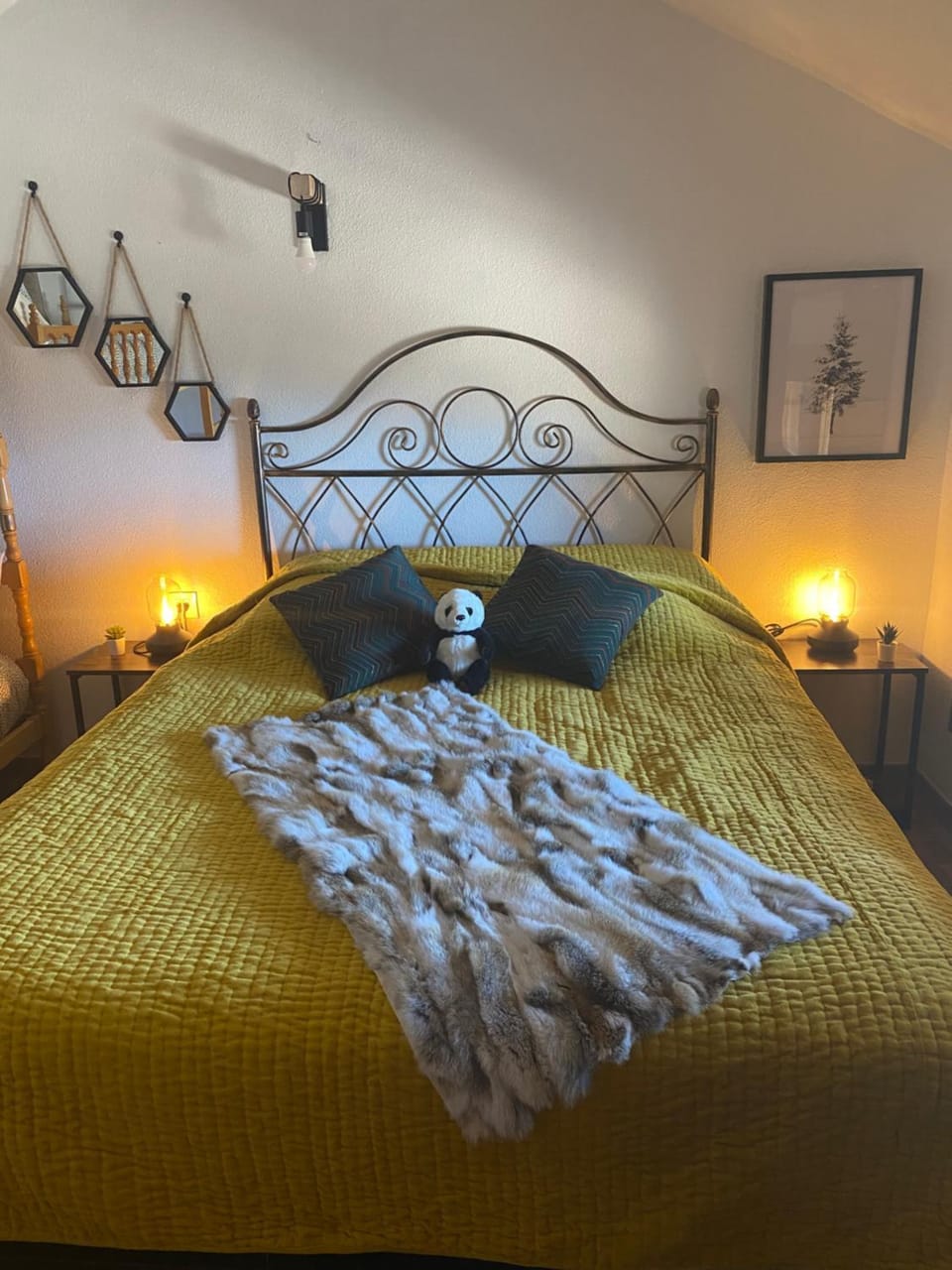 Bed, Bedroom