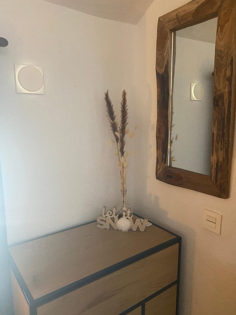 Decorative detail