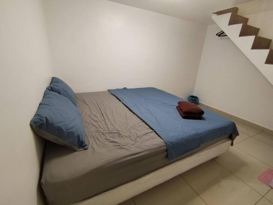 Nana's Sitiawan Home Stay, Victoria cottage Apartment in Perak