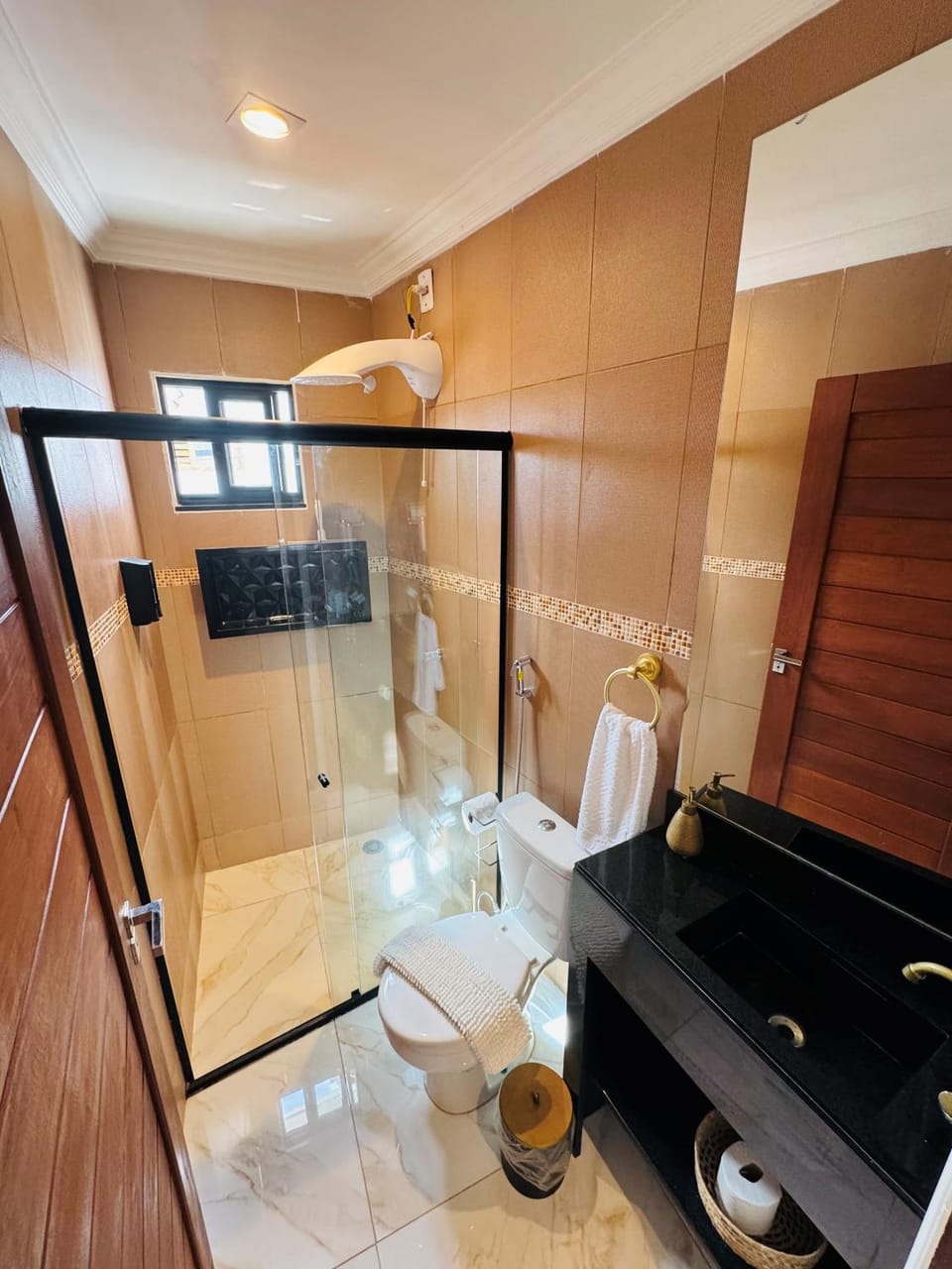 Shower, Toilet, Bathroom
