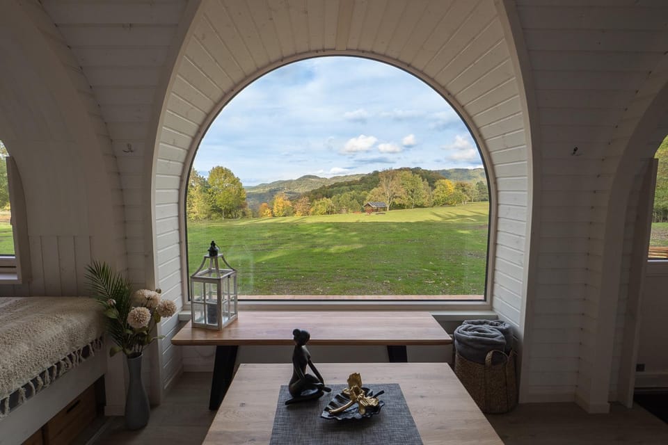 Garden view, Landmark view, Mountain view, VIP