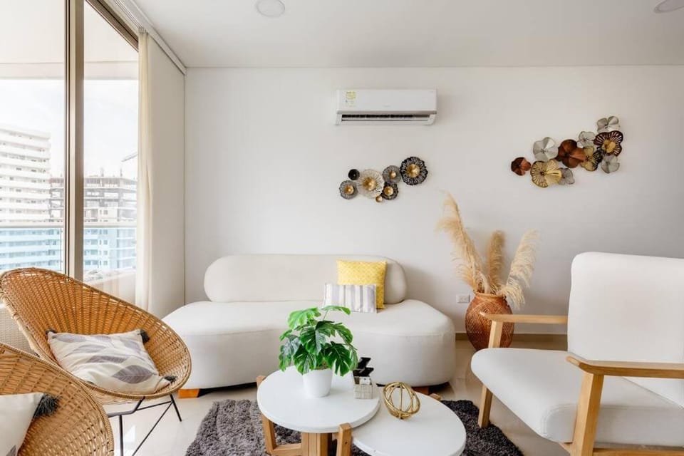 Living room, Seating area, air conditioner