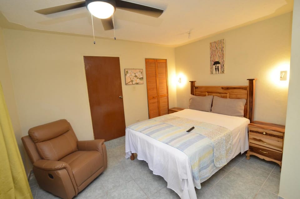 Bed, Bedroom, flat iron, wardrobe, air conditioner