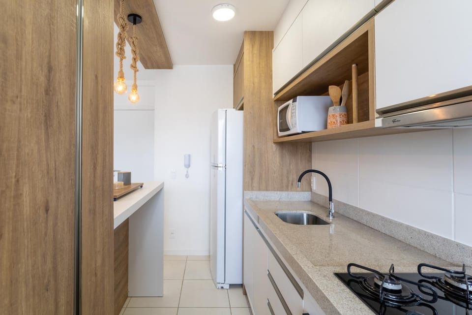 Kitchen or kitchenette, pet friendly, stove