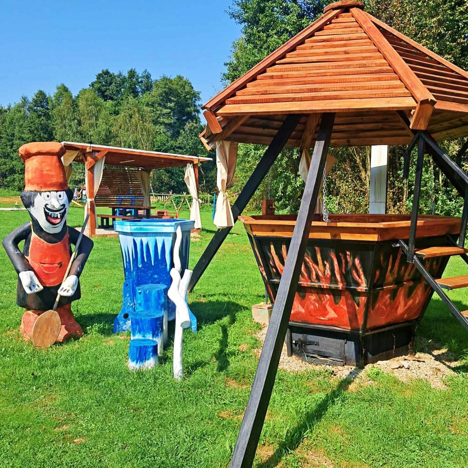 Niesamowita Dolina Apartment in Lesser Poland Voivodeship