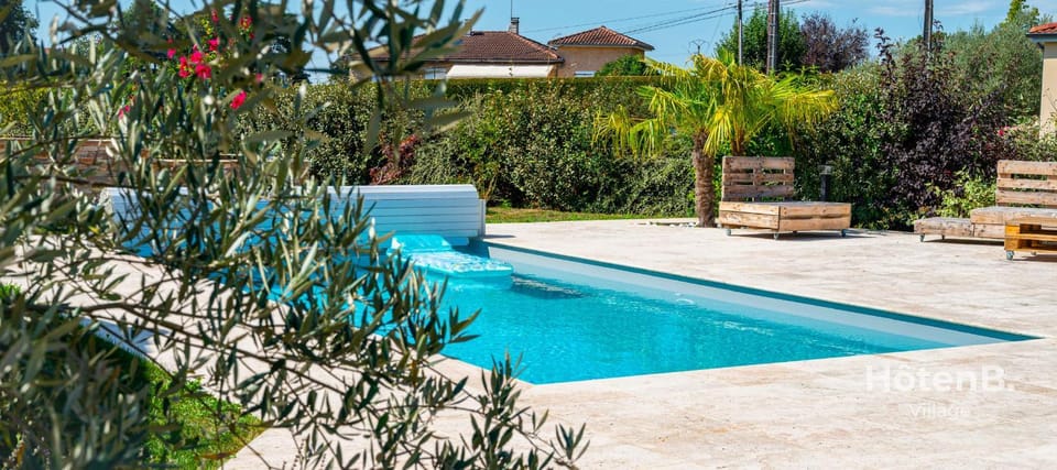 Pool view, Swimming pool