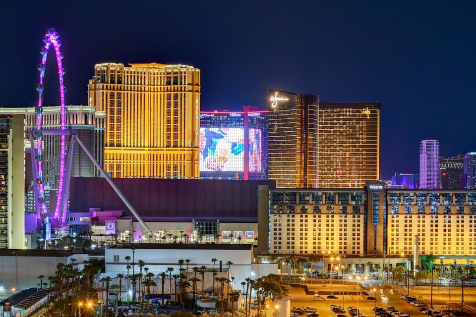 Lucky Gem Penthouse & Luxury Suites at MGM Signature Resort, Balcony Strip View 3505 Hotel in Las Vegas Strip