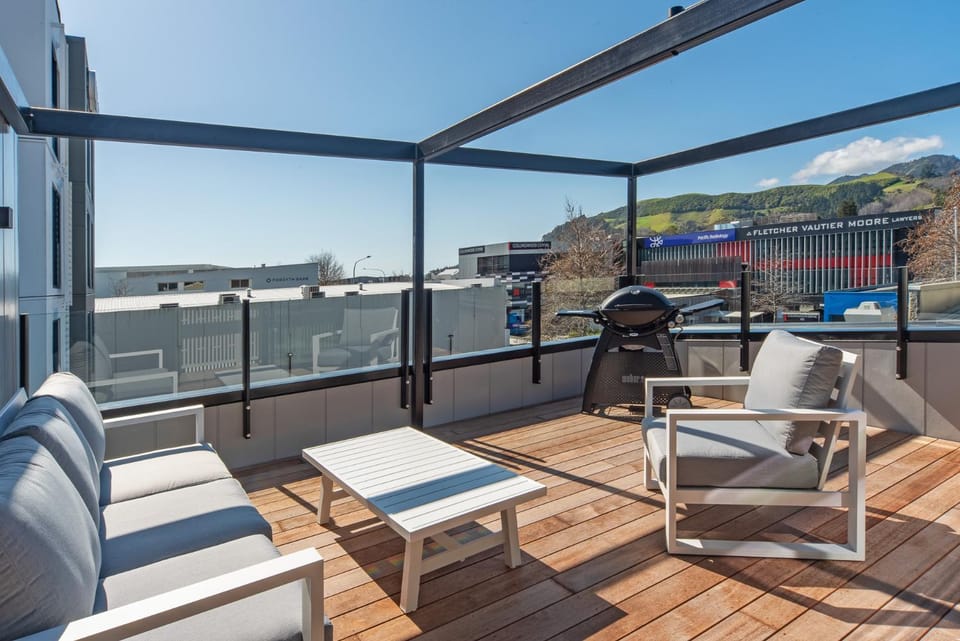 BBQ facilities, Balcony/Terrace