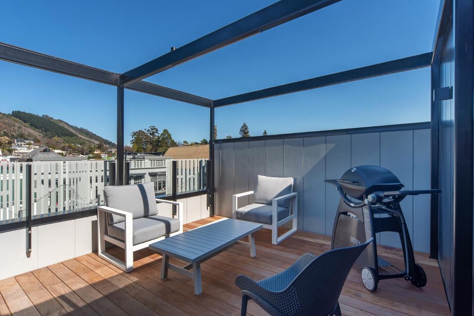 BBQ facilities, Balcony/Terrace