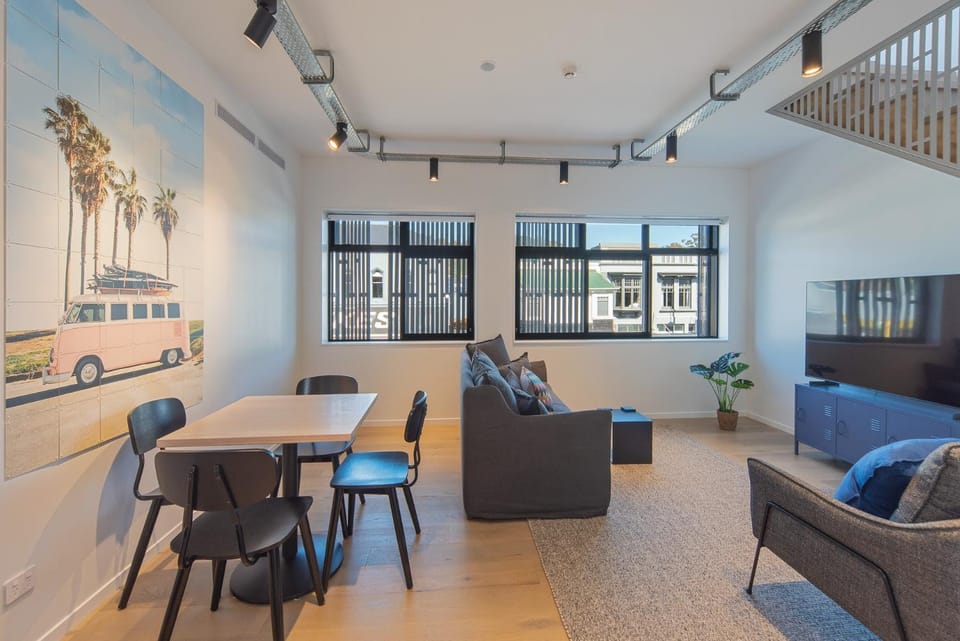 Inner City Apartment 4 - Modern, Rooftop Balcony Apartment in Nelson
