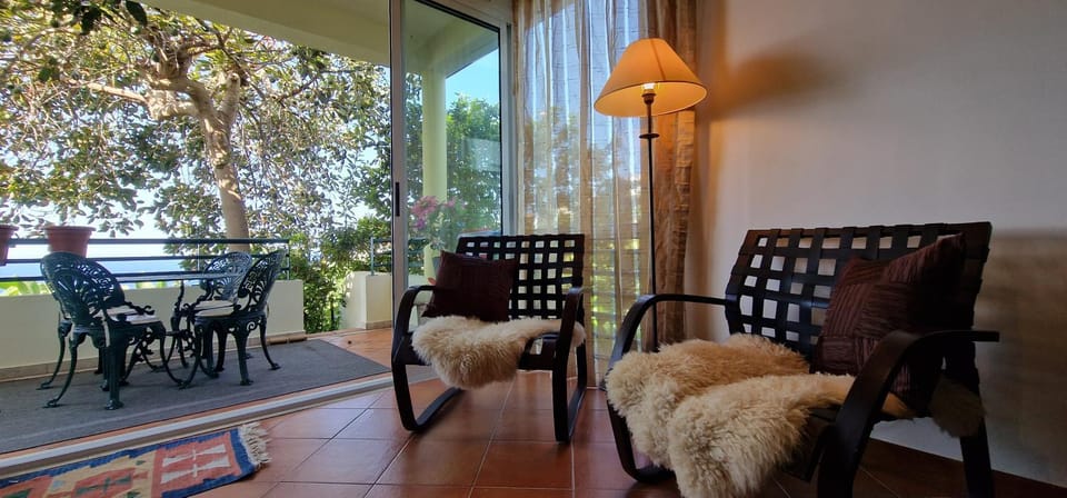 Balcony/Terrace, Living room