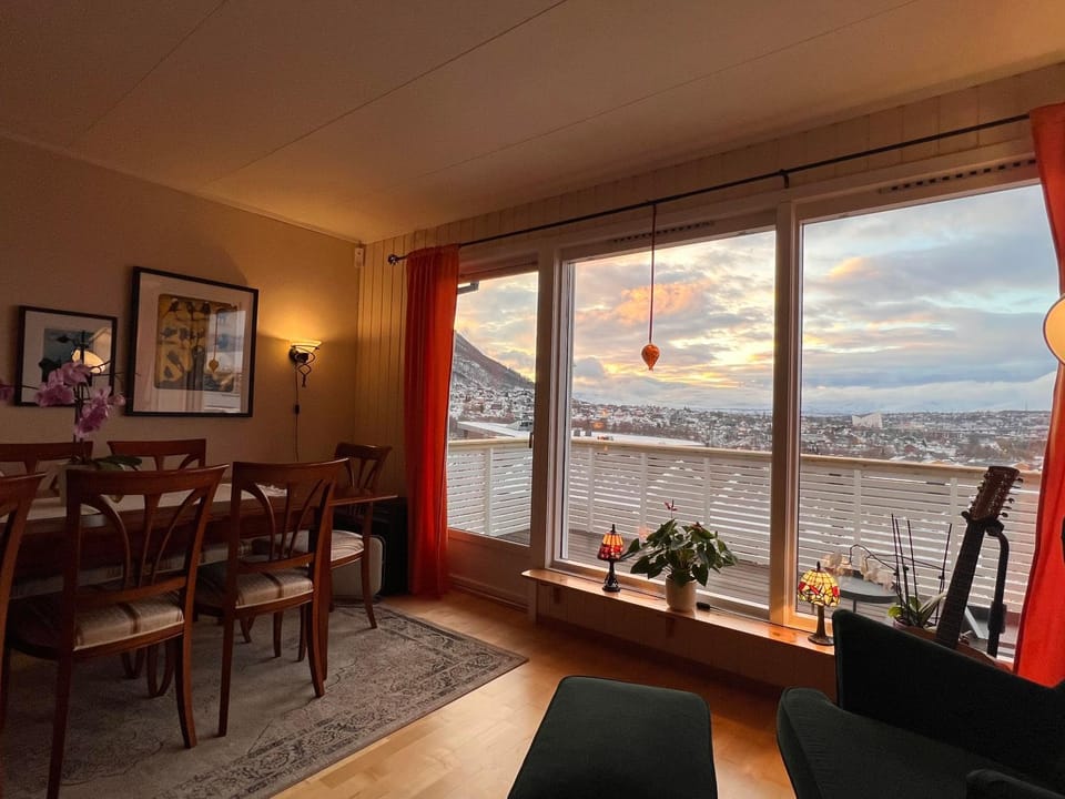 City view, Landmark view, Landmark view, Mountain view, Mountain view, Sea view, Sea view