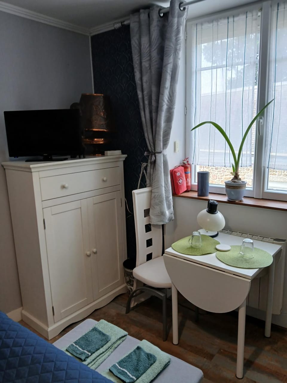 Chambre "Oasis Bleue" Calme Absolu chez Fred Bed and Breakfast in Pays de la Loire