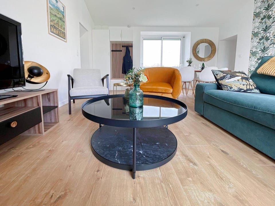 TV and multimedia, Living room