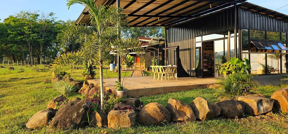 Property building, Day, Natural landscape, Garden view