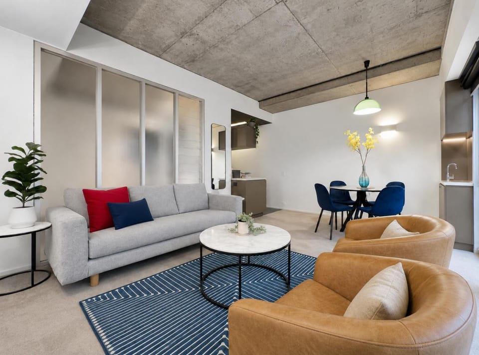 Living room, Seating area, Dining area