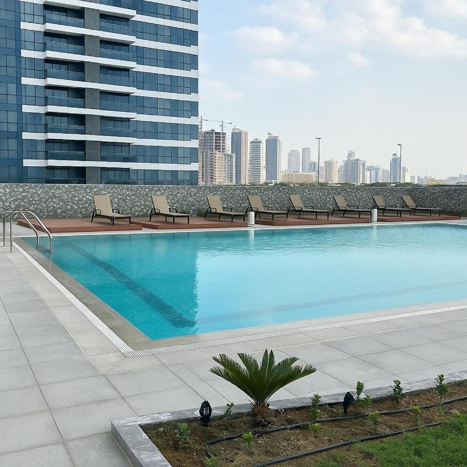 Stylish Studio For Two Apartment in Dubai