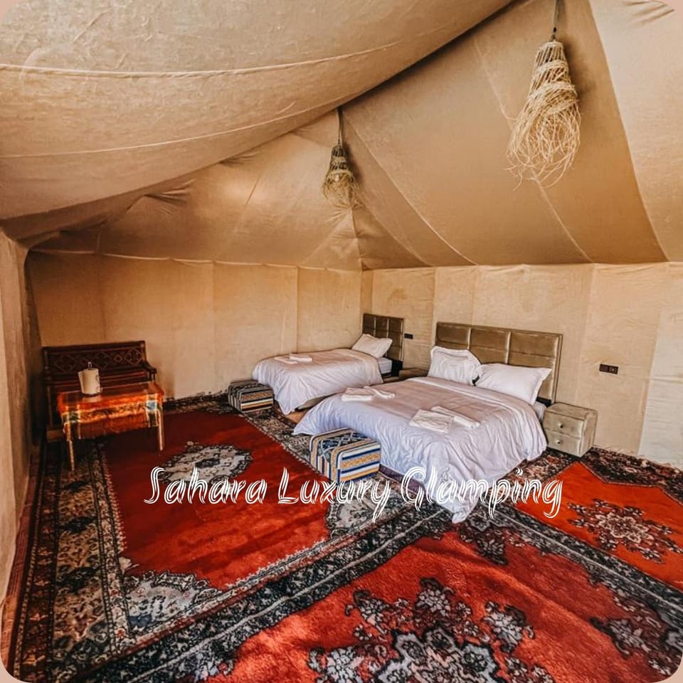 Property building, Bed, Photo of the whole room, Bedroom, Text overlay