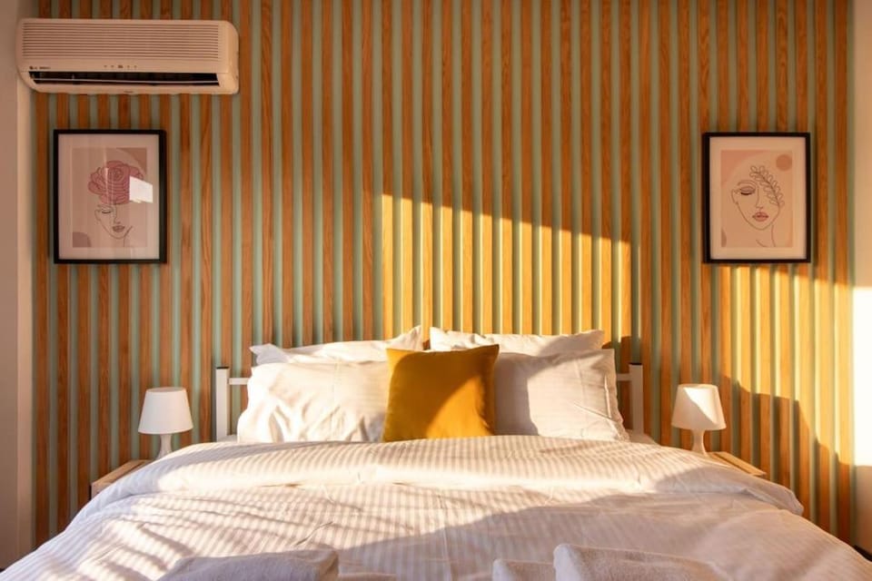 Stylish & Dreamy 2BR Flat w/Common Terrace in Moda Apartment in Istanbul