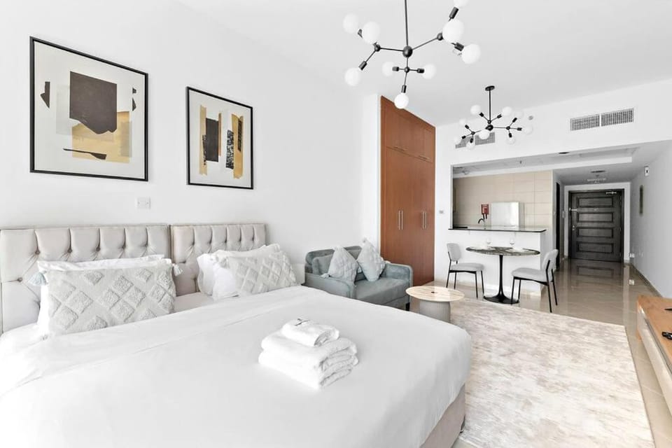 StoneTree - Best Deal - Elegant Studio Apartment in Dubai
