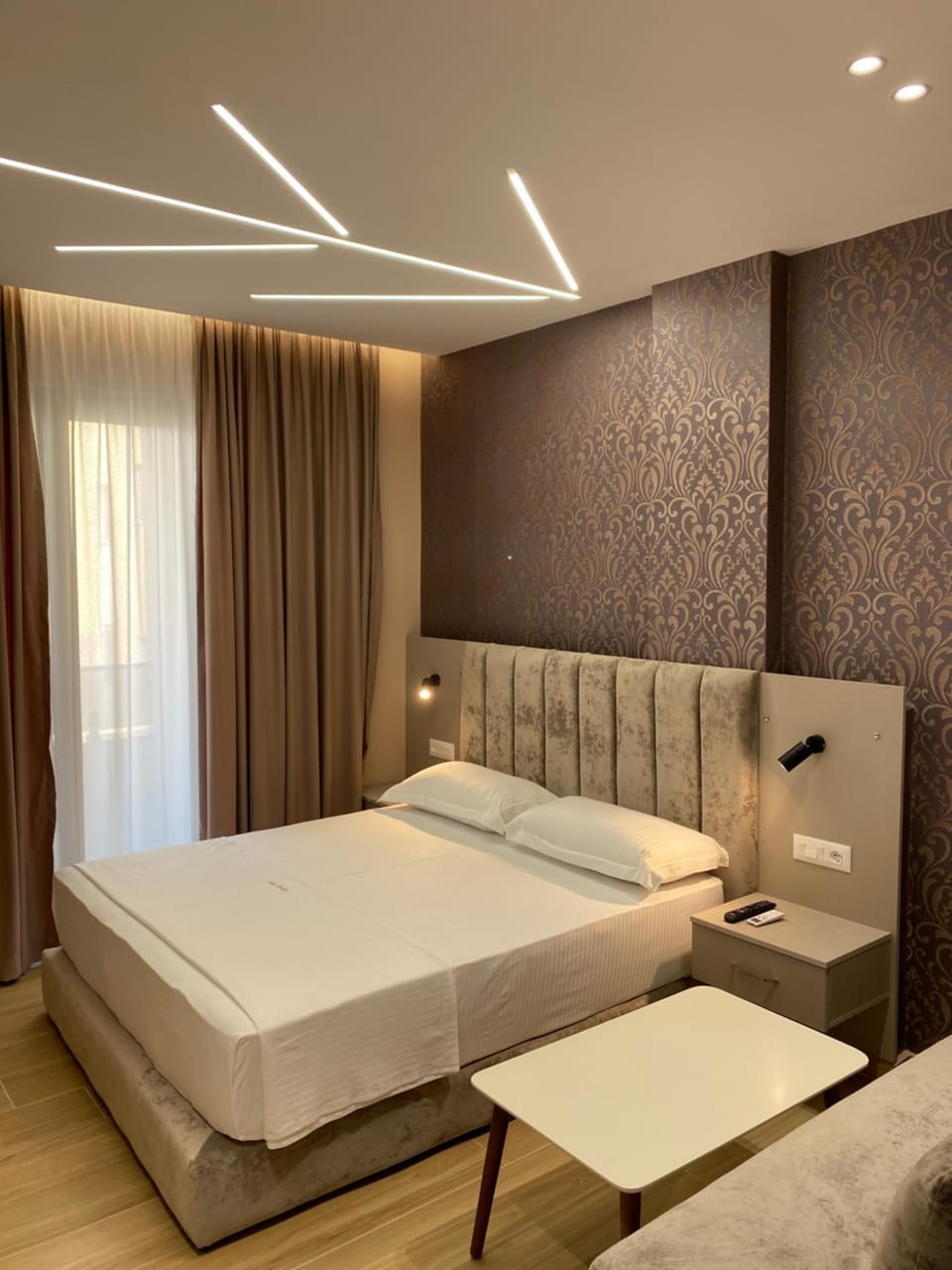 Bed, Balcony/Terrace, Photo of the whole room, Bedroom, air conditioner