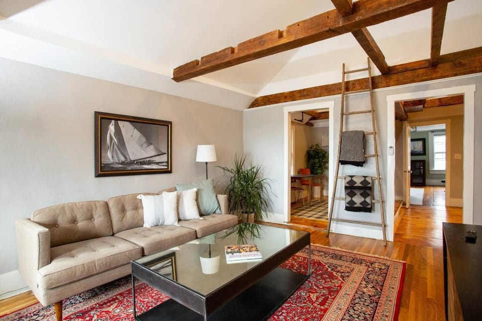 The Seabird Suite Apartment in Marblehead