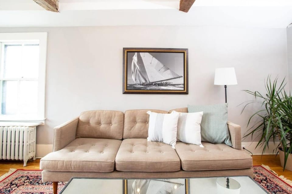 The Seabird Suite Apartment in Marblehead