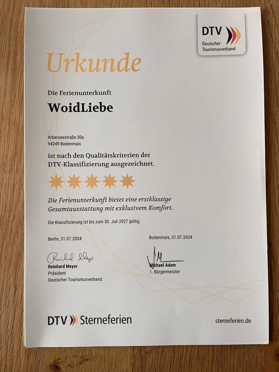 Logo/Certificate/Sign