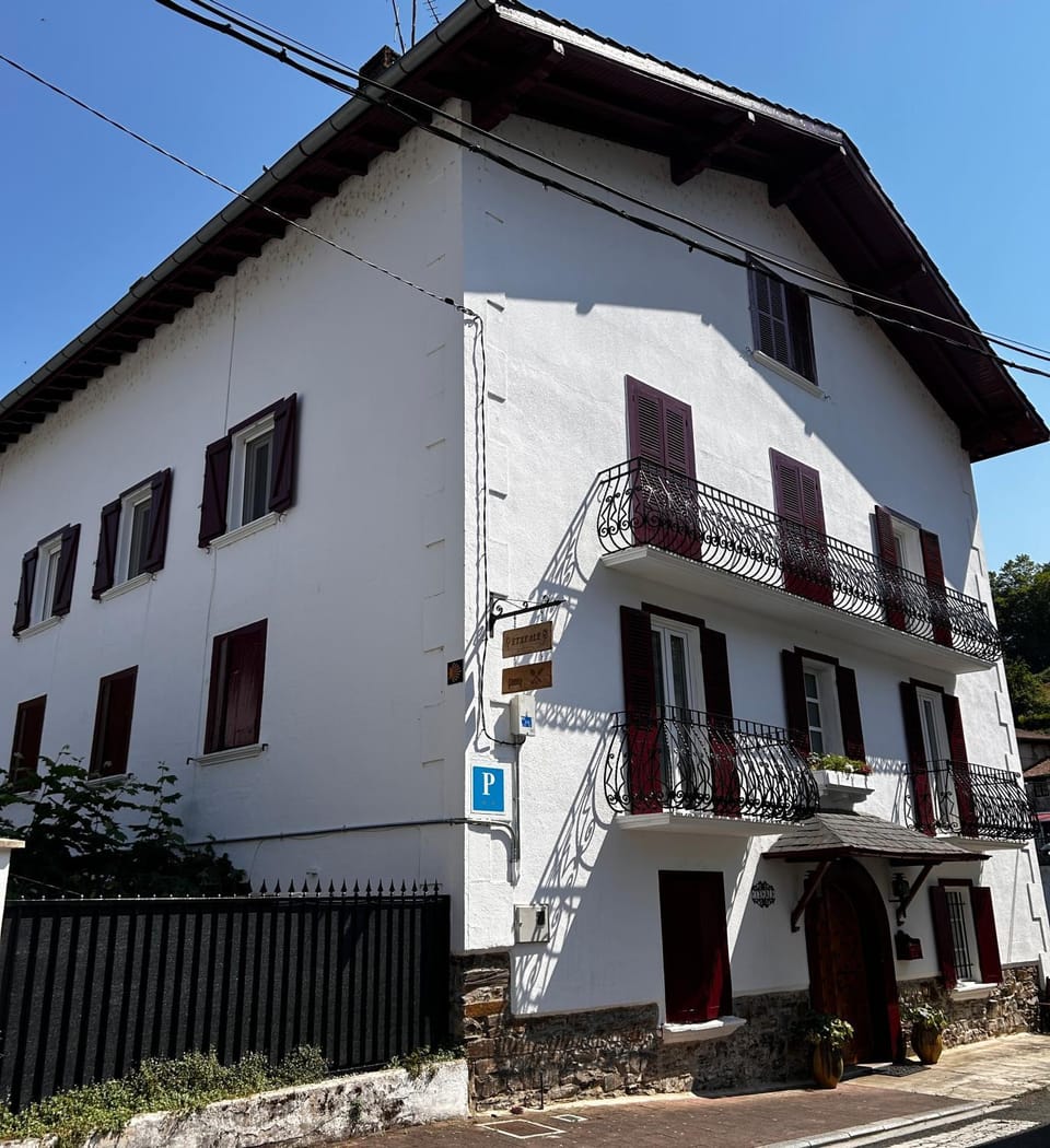 ETXEALE Bed and Breakfast in French Basque Country