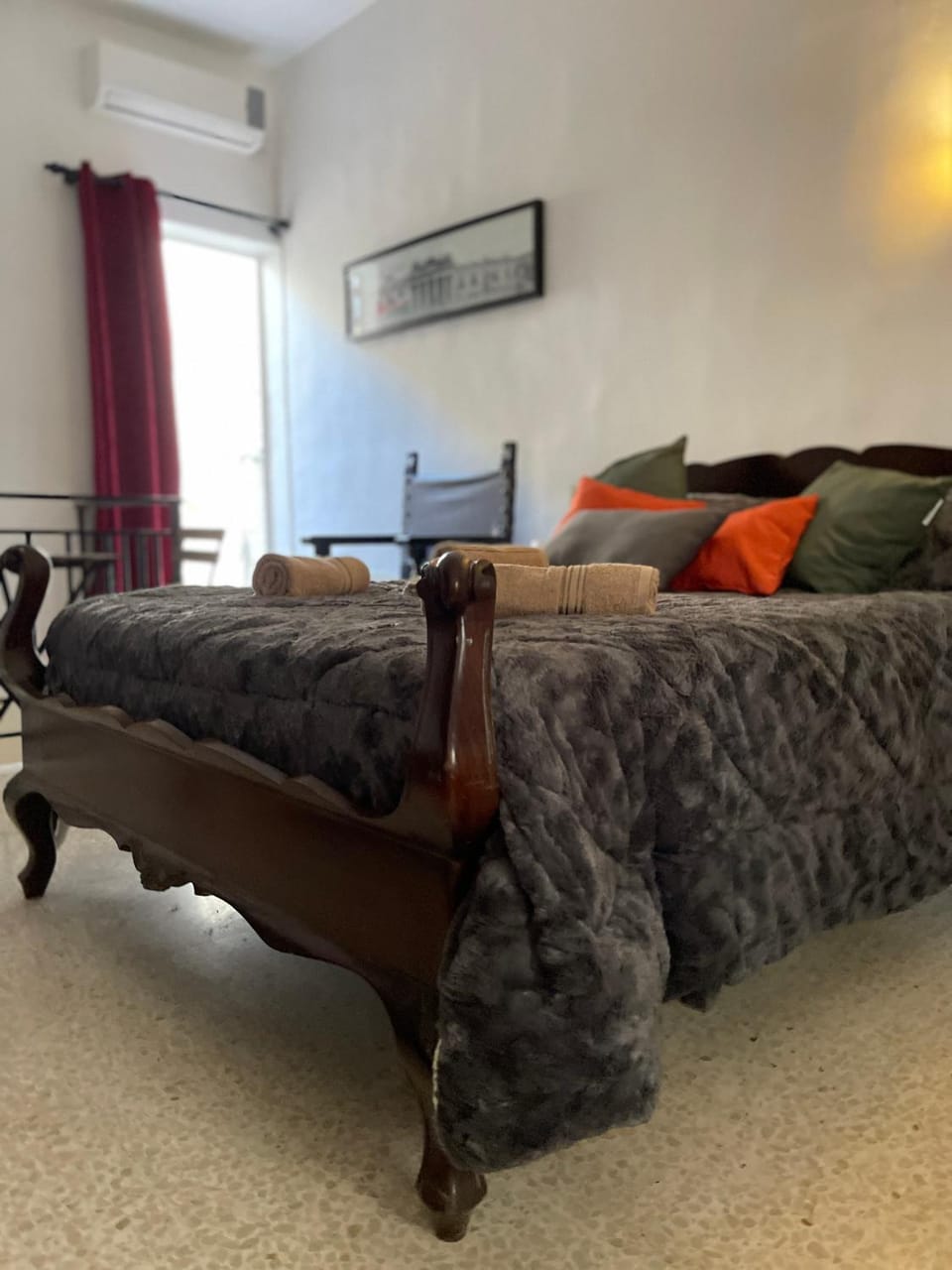 Bed, Photo of the whole room, Bedroom, towels, air conditioner