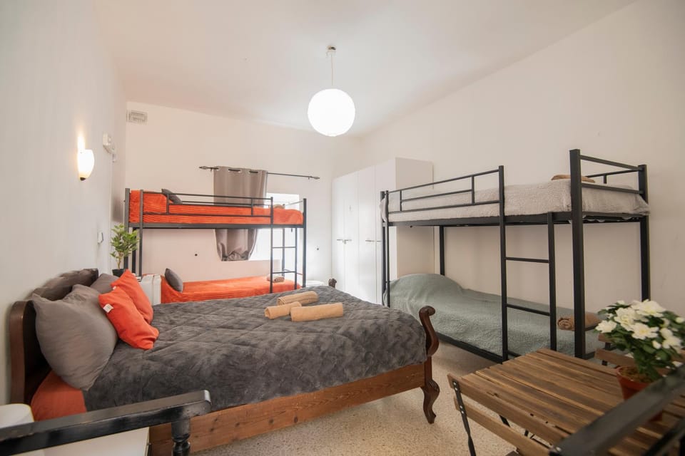 Bed, View (from property/room), Balcony/Terrace, Photo of the whole room, Seating area, Bedroom, bunk bed, towels