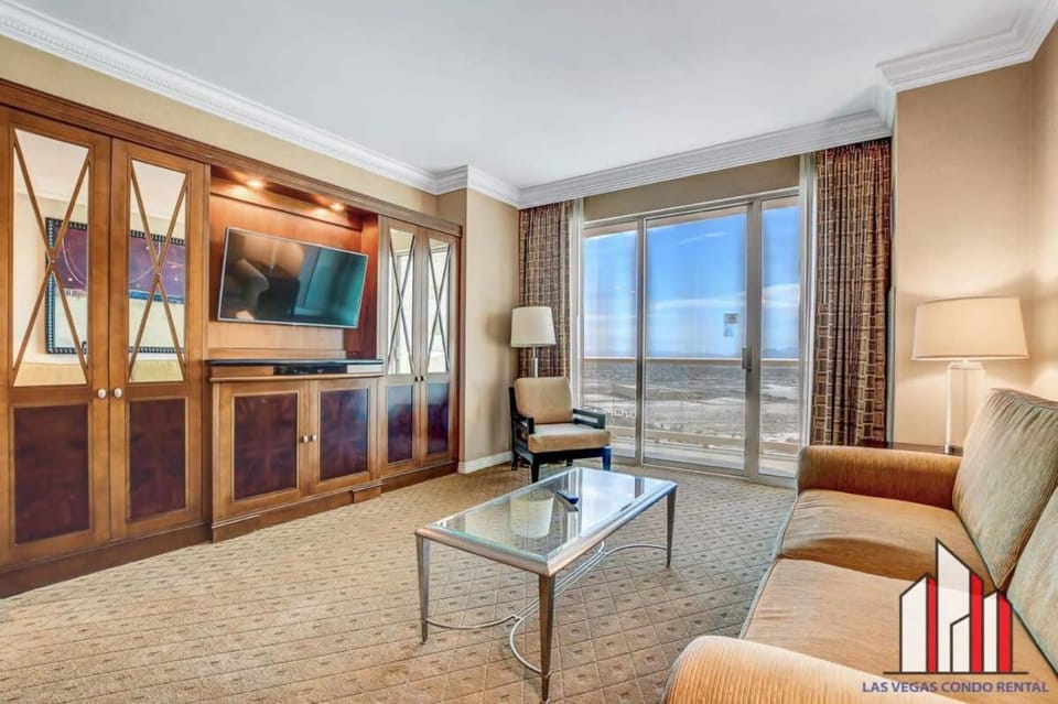 Signature 2Br3Ba balcony combo units 31-702 and 04 House in Las Vegas Strip