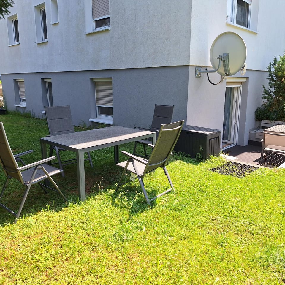 Garden, Balcony/Terrace