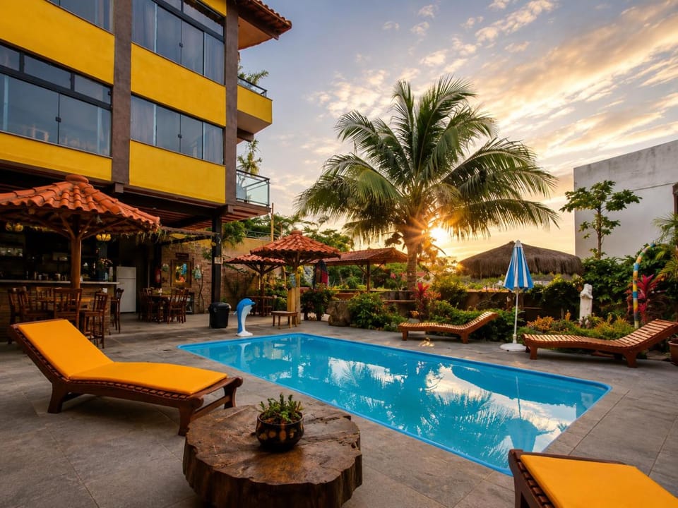 Property building, Garden, Pool view, Swimming pool, sunbed