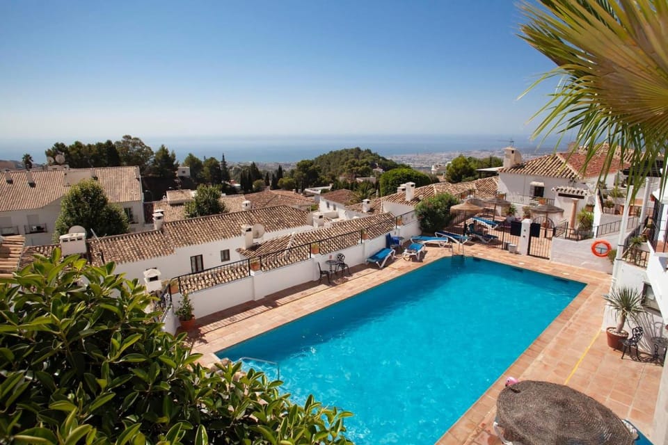 Luxury sea view apartment & pool Apartment in Mijas